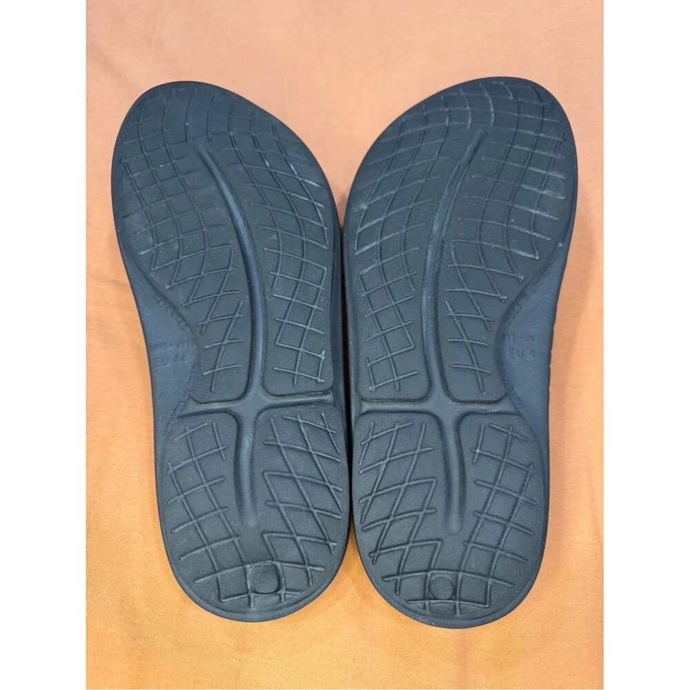 Oofos OOriginal Recovery Sandals Black Men 11 Women 13 Slip On Thong Flip Flops